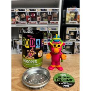 OFFICIAL WONDERCON STICKER CHASE LE BLACKLIGHT Drooper Banana Splits Funko Soda